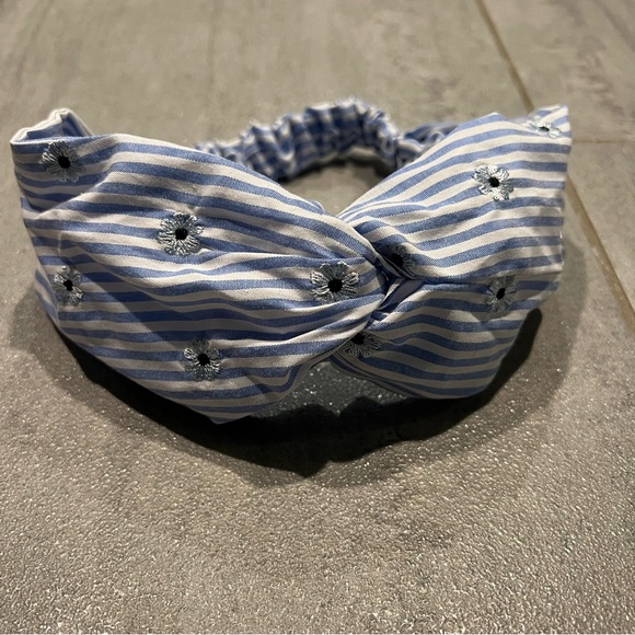 LOFT Accessories Loft Daisy Blue White Striped Eyelet Embroidered